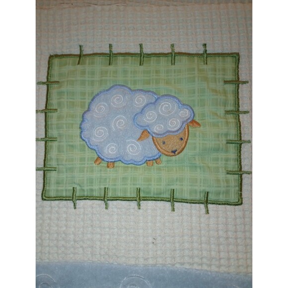 Vintage Handmade Baby Blanket Quilt Farm Animals, Unisex, 53" X 41" Patch, Stamp - Picture 7 of 12